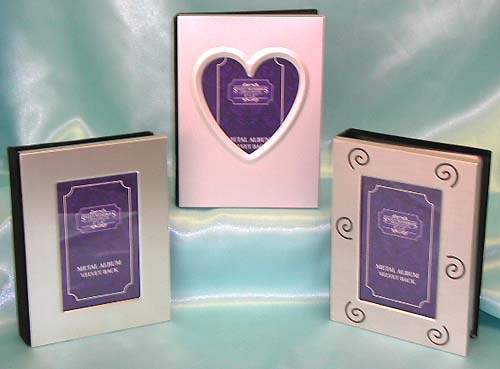 Fashion album with metal cover in assorted pattern design,  An ideal gift giving for every occassion